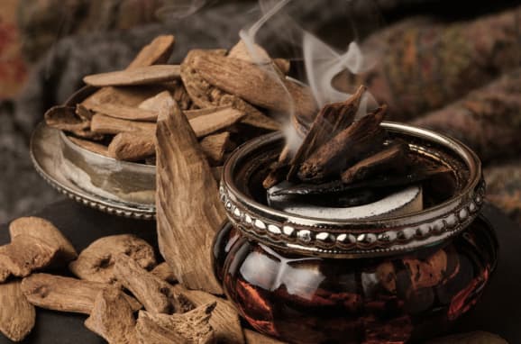 Духи из масла уд